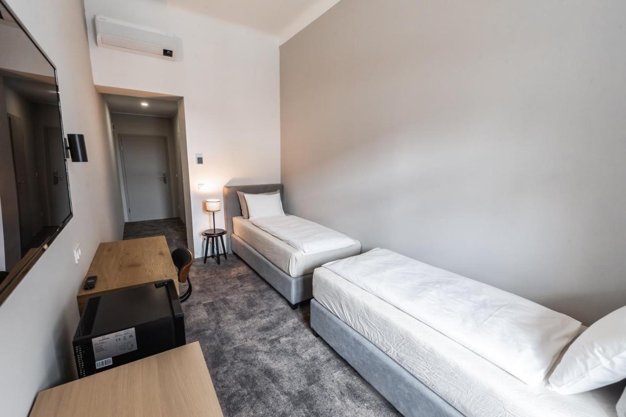 Opera Hotel Maribor Bagian luar foto